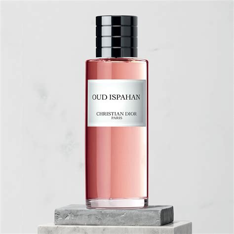 Parfum Oud Ispahan: een oosters parfum met een bloemige signatuur .